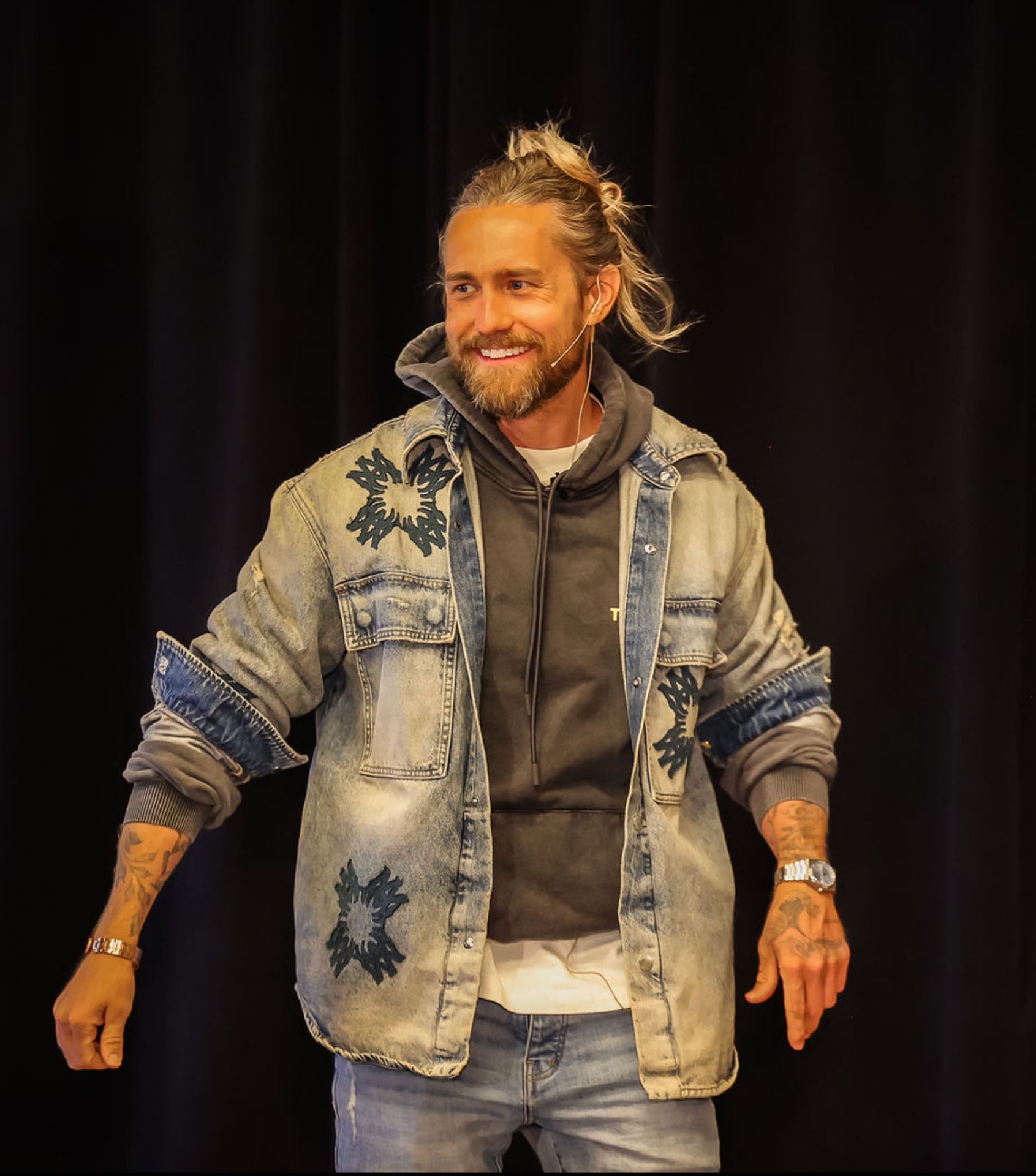 Aaron Doughty on stage